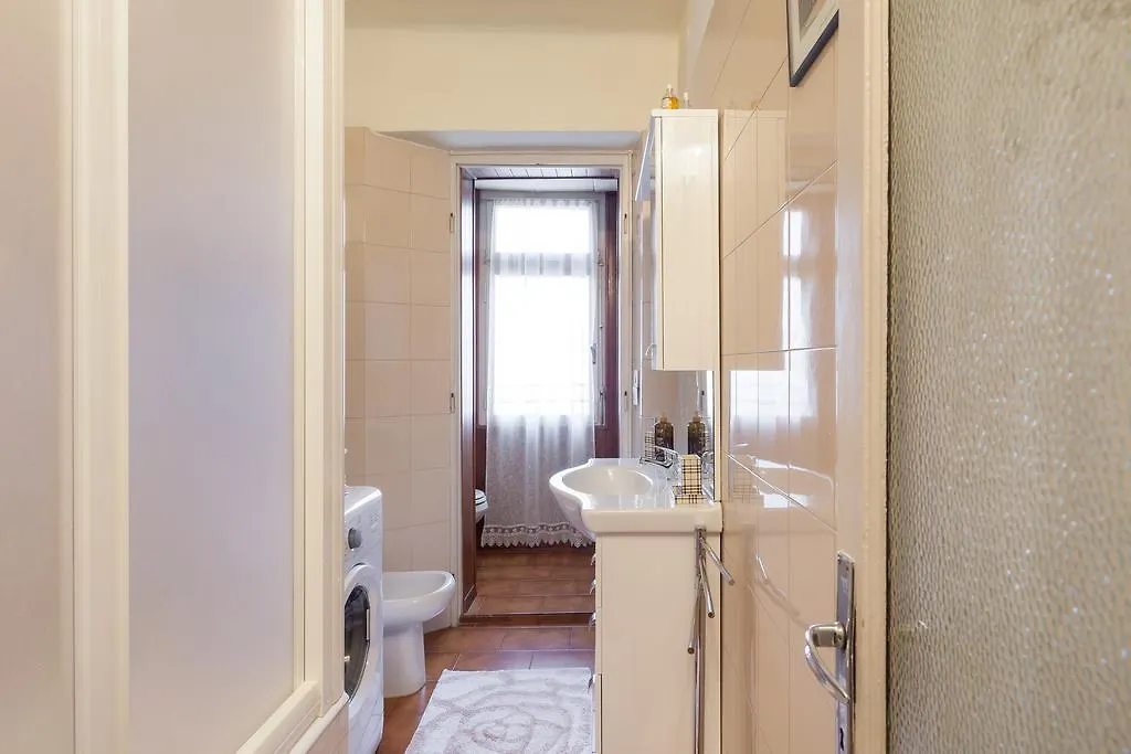 Chiara Arena Apartment Verona